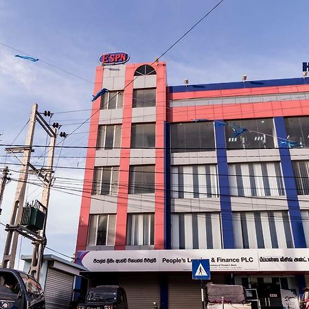 Yaarl Hostels Jaffna Exterior photo